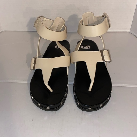 Gianni Bini Shoes - Gianni Bini Crowd Surf thong Sandals, Color: Pebble, US Women’s Size 8.5
